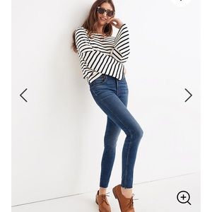 Madewell - 9” MidRise Skinny Jeans in Paloma Wash